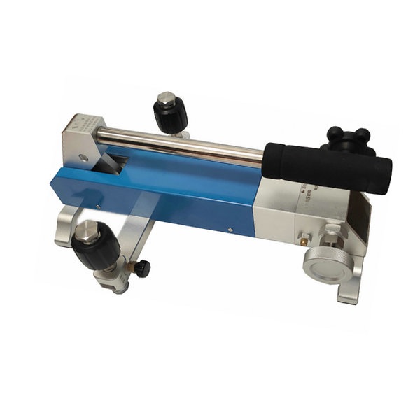 https://www.meokonint.com/md-pc002-pneumatic-pressure-test-pump-0-95%ef%bd%9e160bar-product/